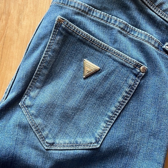 Guess Power Stretch Skinny Jeans - Picture 2 of 8